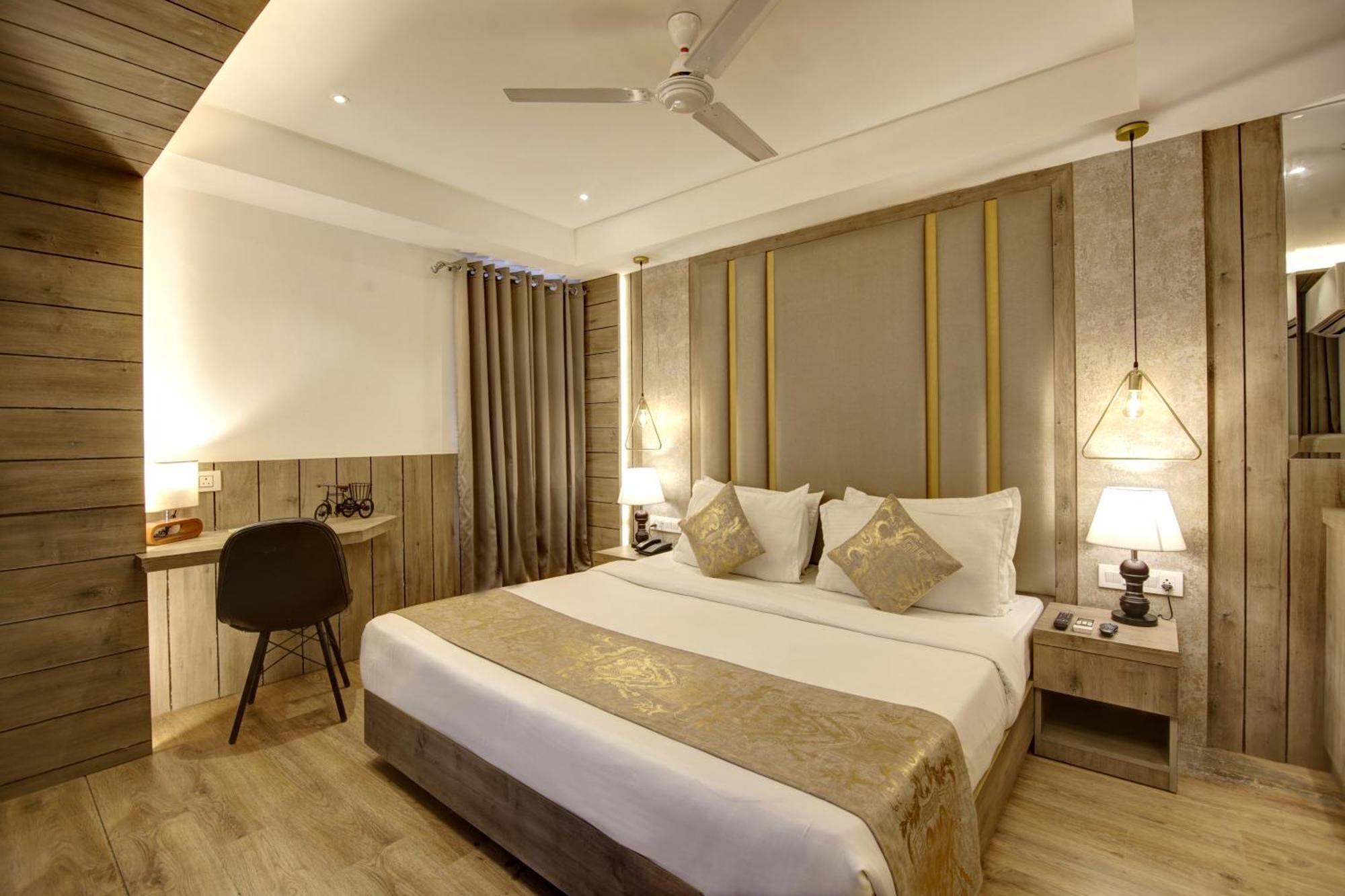 Hotel Town Pallace Inn Patel Nagar New Delhi Exterior photo