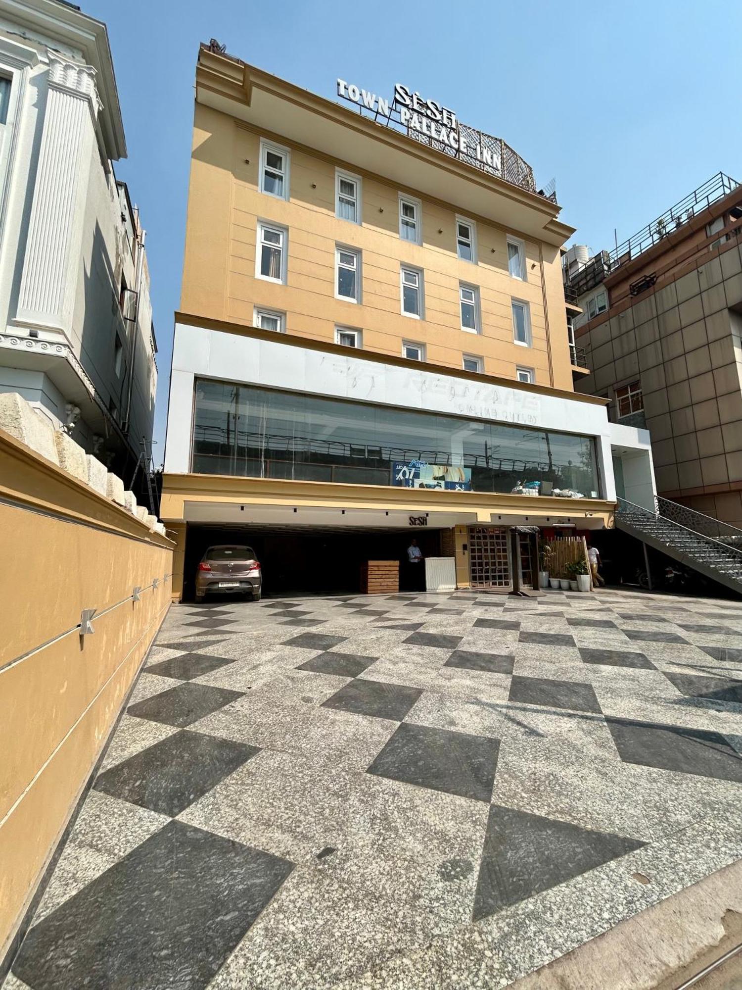 Hotel Town Pallace Inn Patel Nagar New Delhi Exterior photo